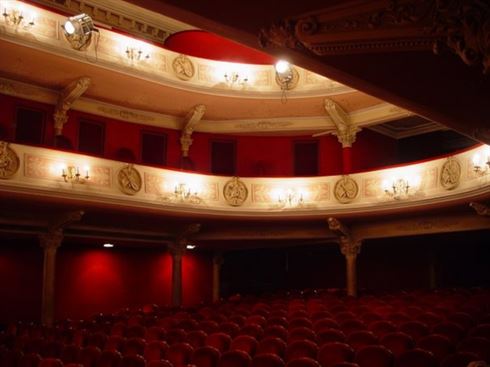 Teatrul Maria Filotti vine in sprijinul creatorilor independent