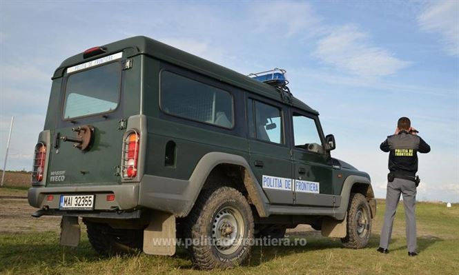 Peste 800 de litri de motorină confiscați de polițiștii de frontieră brăileni
