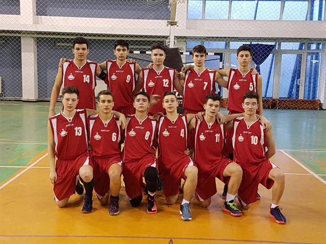 Una calda, una rece pentru echipele de baschet juniori de la Cuza Sport Braila