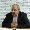   Presedintele filialei locale a Noii Rpublici ii bate obrazul primarului  