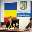 In principiu, prefectii vor avea aceleasi atributii dupa regionalizare; regiunile vor fi infiintate pana la sfarsitul anului In principiu, prefectii vor avea aceleasi atributii dupa regionalizare; regiunile vor fi infiintate pana la sfarsitul anului