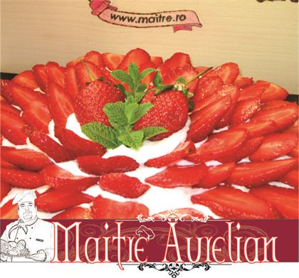 Tarta cu capsuni