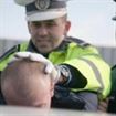 Tata si fiu au devastat o terasa amplasata pe Faleza Dunarii