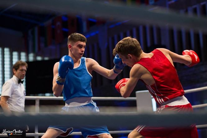 Robert Jitaru si Andrei Aradoaie printre semifinalistii europenelor de box U 22 ce se desfasoara la Braila