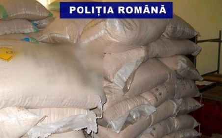 Azotat de amoniu in pericol de a exploda la o ferma din Corbu Nou
