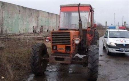 Cu tractorul prin oras, sub influenta alcoolului