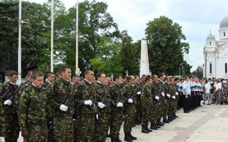 9 Mai - Cinstirea eroilor neamului
