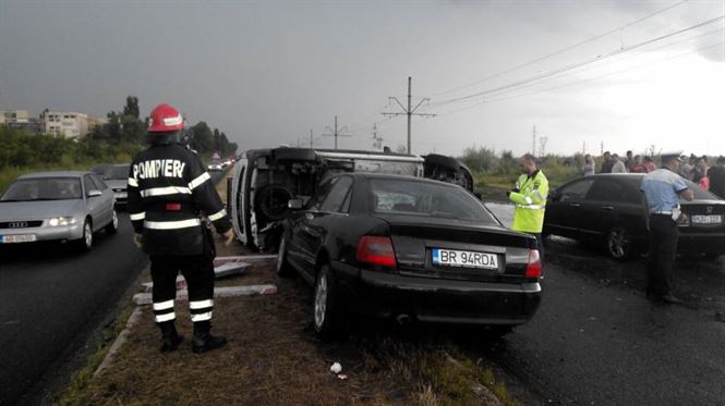 Accident cu 7 victime pe DE 584 la km 10