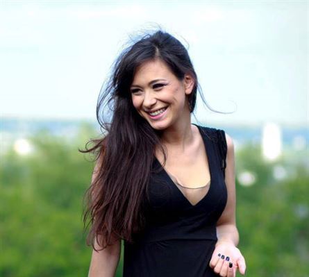 Actrita braileana Corina Bors, in finala Galei Tanarului Actor