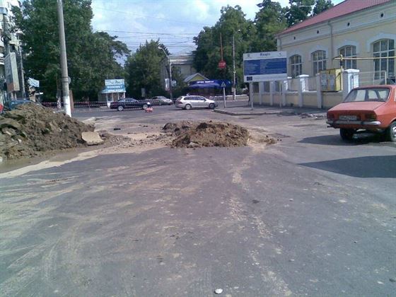 Administratorul firmei care a reabilitat strada Grivita retinut pentru evaziune fiscala