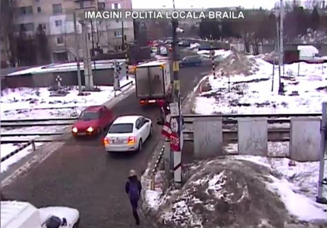 Aproape de coma alcoolica la primele ore ale diminetii a cazut intre liniile de cale ferata