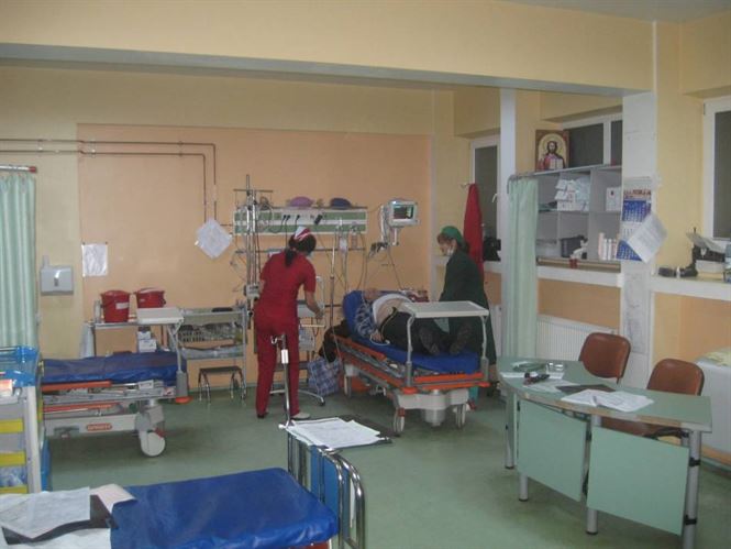 Au ajuns la spital dupa ce s-au autoaccidentat