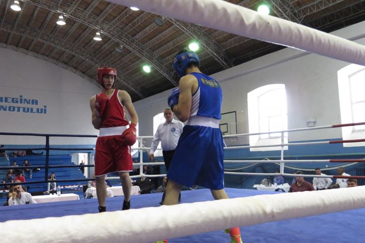 Au fost stabiliti toti semifinalistii nationalelor de box pentru tineret