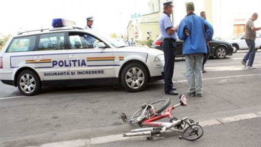 Autoaccidentare cu bicicleta