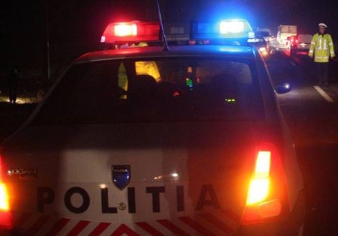 Baut si cu permisul anulat, depistat in trafic de politisti