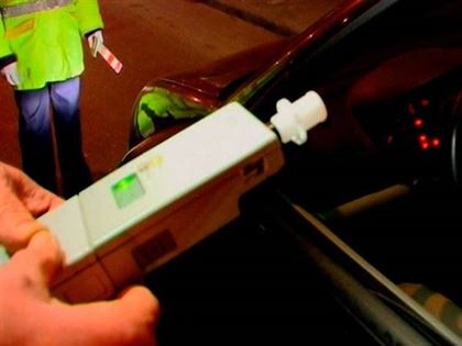 Baut si fara permis circula cu autoturismul pe drumurile publice