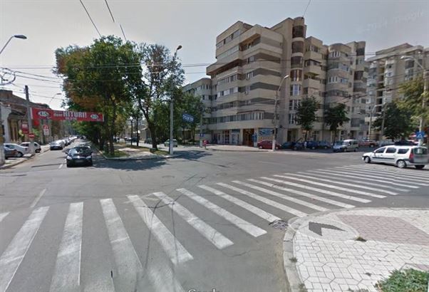 Biciclist accidentat pe strada Scolilor