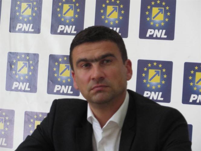 Boboc asteapta sa vada care este interesul national al UNPR-ului