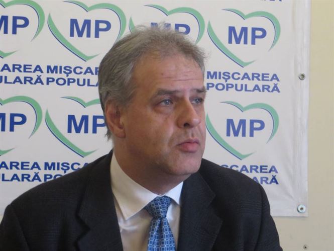 Botea sustine formarea consortiilor scolare si a centrelor after-school
