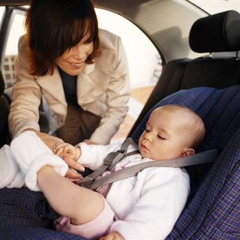 Ce reguli trebuie sa respecti atunci cand transporti copii in masina