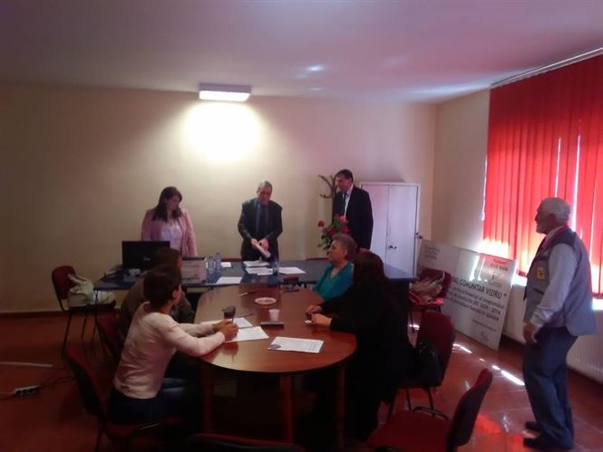 Cinci candidati se bat pentru fotoliul de primar al comunei Viziru