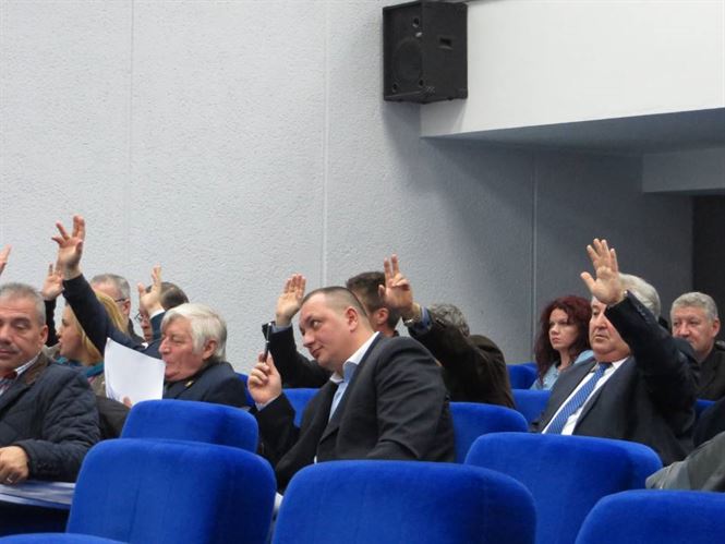Consilierii judeteni l-au validat pe Ovidiu Peris ca presedinte al Comisiei de Evaluare a Persoanelor Handicap