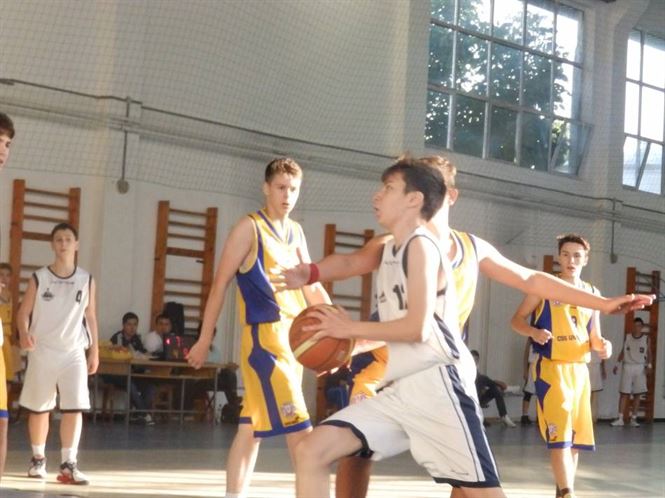 Cuza Sport s-a luptat de la egal la egal cu mai experimentata Unirea Iasi