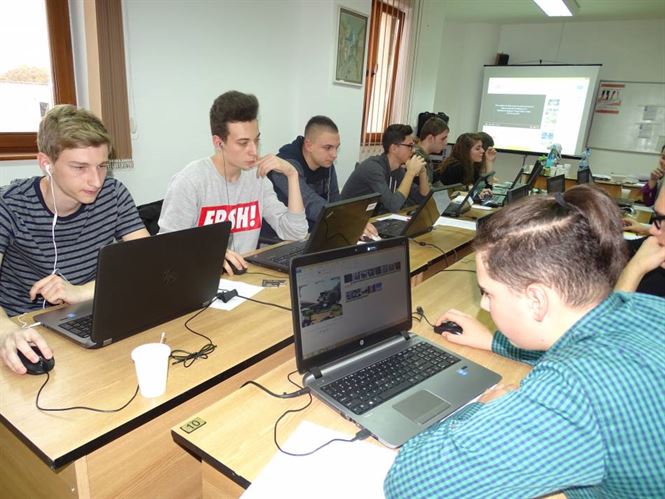 Curs Povesti digitale la Biblioteca Judeteana