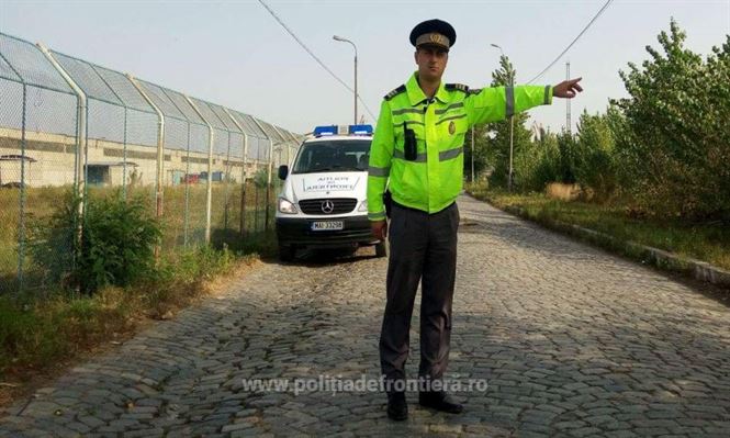 Depistat conducând un ansamblu auto deși avea permisul de conducere suspendat