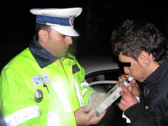 Depistati in trafic sub influenta alcoolului
