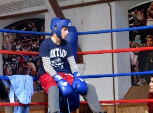 Doi pugilisti braileni calificati in sferturile de finala la nationalele de box pentru tineret