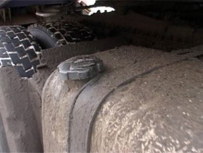 Doi tineri, identificaţi şi cercetaţi pentru furt de motorină în comuna Mărașu