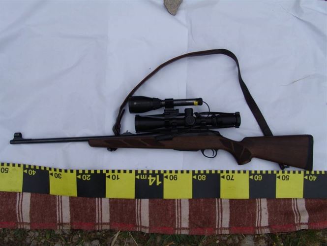 Dosar penal pentru detinere de arma letala fara drept