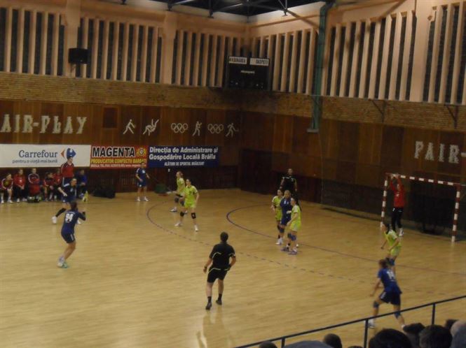 Dueluri aprinse in optimile Cupei Romaniei la handbal feminin