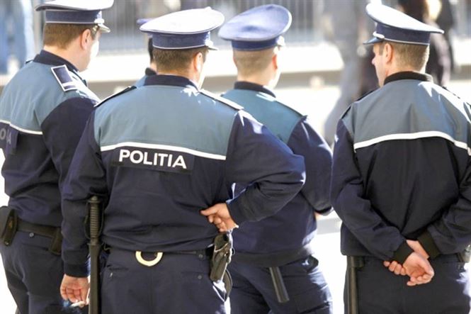 Efective sporite de politisti pe strazile Brailei in zilele de Craciun