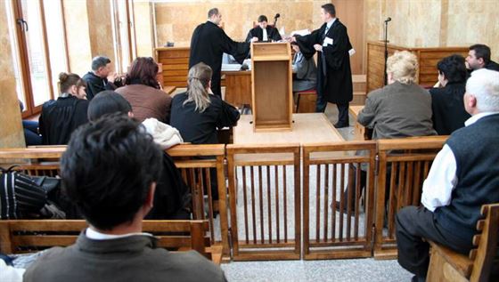Examenul de capacitate al judecatorilor si procurorilor stagiari 2014: Inscrierile se fac pana pe 3 septembrie