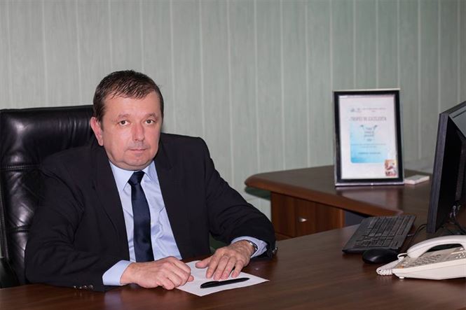 Florin Cîrligea Tot ce se construiește pe nisip, se năruie