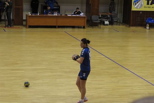 Vara fierbinte pentru handbalul feminin