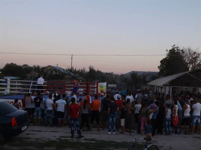 Gala de box de la Movila Miresii a fost o reusita
