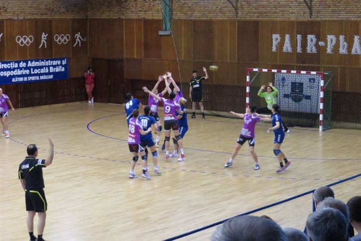 HC Dunarea a pierdut la Brasov si a terminat pe locul 3