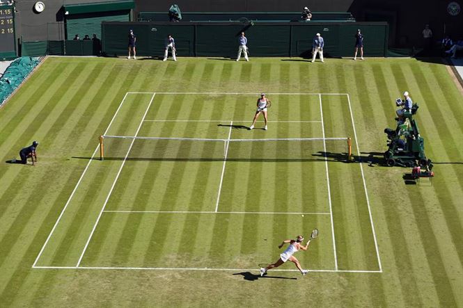 Halep eliminata in primul tur la Wimbledon
