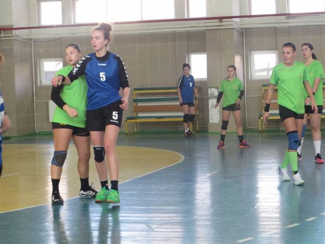 Handbalistele de la LPS Braila s-au calificat la faza nationala a ONSS handbal licee