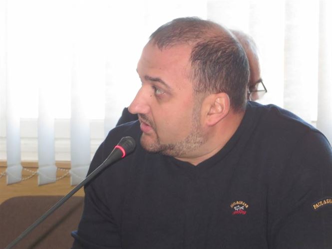 Consilierii judeteni au amanat termenul de aplicare a regulamentului privind asocierile cu primariile