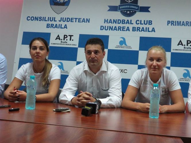 Cu un lot cu 9 jucatoare noi si un alt antrenor, HC Dunarea spera la o noua performanta