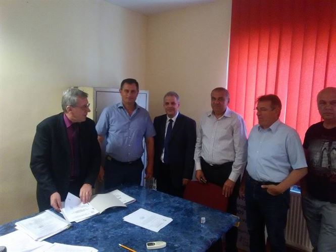 Trei candidati s-au inscris vineri in cursa pentru primaria Viziru