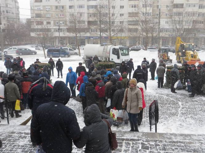 Viscolul a afectat si manifestarile de Boboteaza