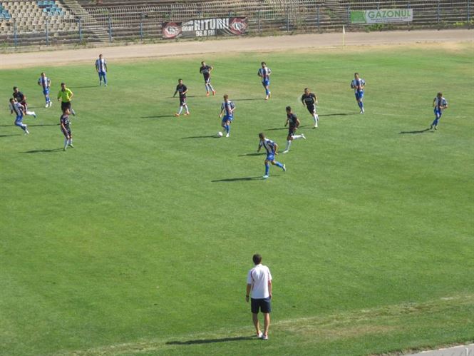 Dacia Unirea intalneste miercuri pe Farul Constanta