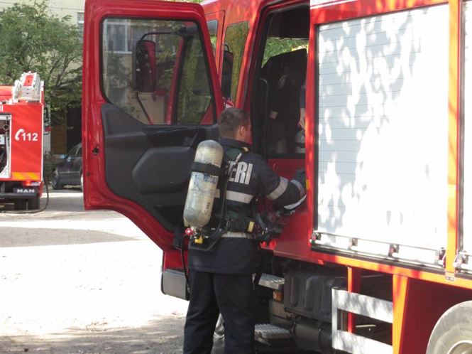 Imobil din Braila incendiat de la o tigara