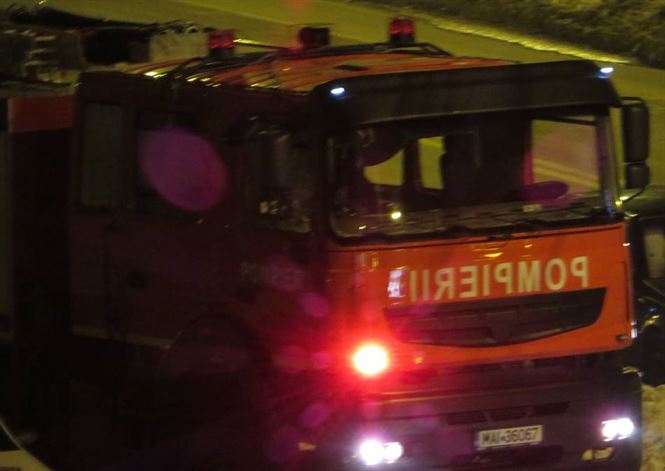 Incendiu la etajul 1 al unui bloc din cartierul Hipodrom