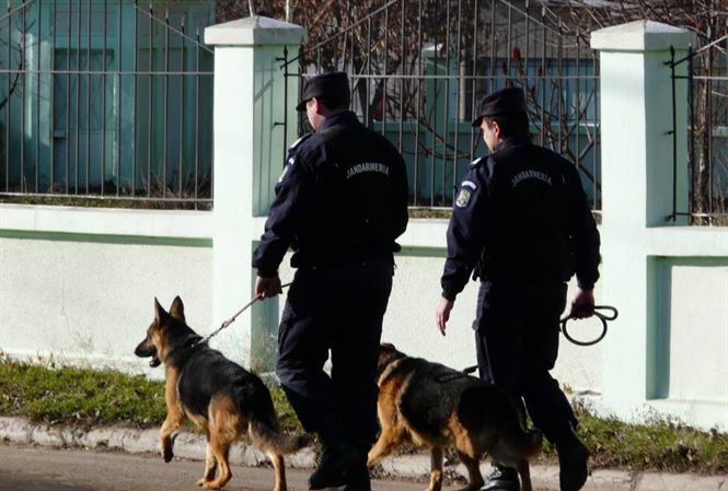 Jandarmii asigura ordinea publica in minivacanta de 1 mai